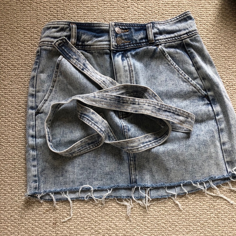 pacsun denim skirt with belt